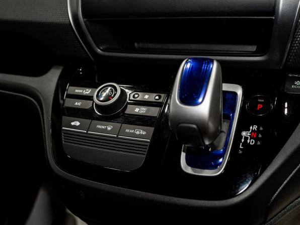 Honda Freed II с пробегом 2019 года, цена 1 425 000 рублей, 134427 км, компактвэн, Автокод Объявления