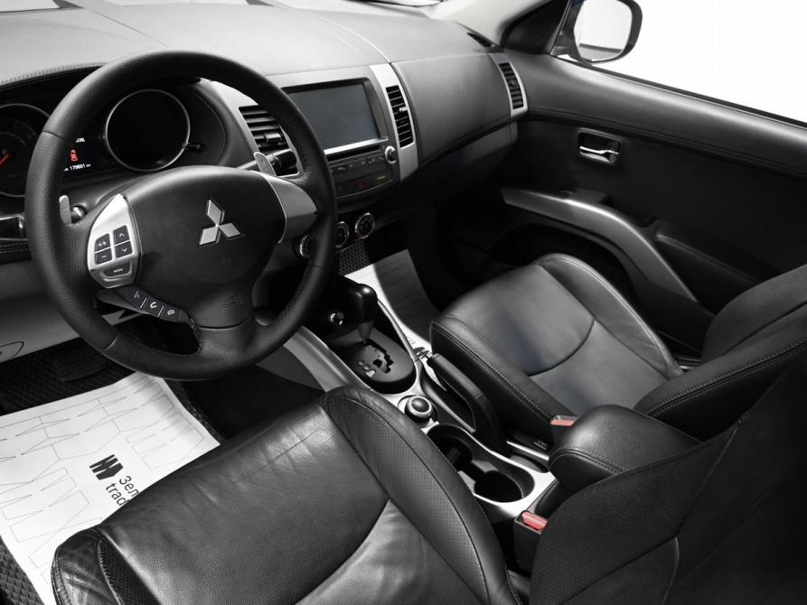 Mitsubishi Outlander II Рестайлинг Тверь  - изображение 9