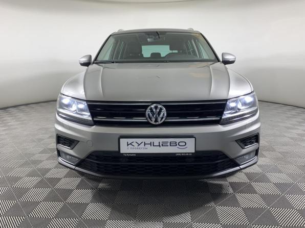 Volkswagen Tiguan II с пробегом 2018 года, цена 1 995 000 рублей, 112726 км, внедорожник, Автокод Объявления