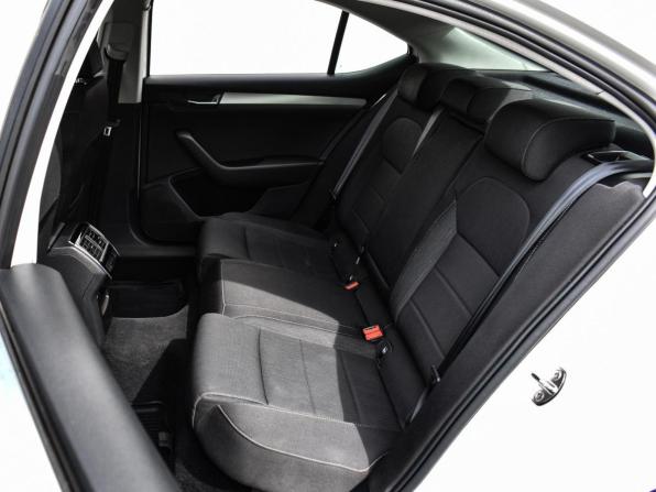 Skoda Superb III с пробегом 2018 года, цена 1 950 000 рублей, 72750 км, лифтбек, Автокод Объявления