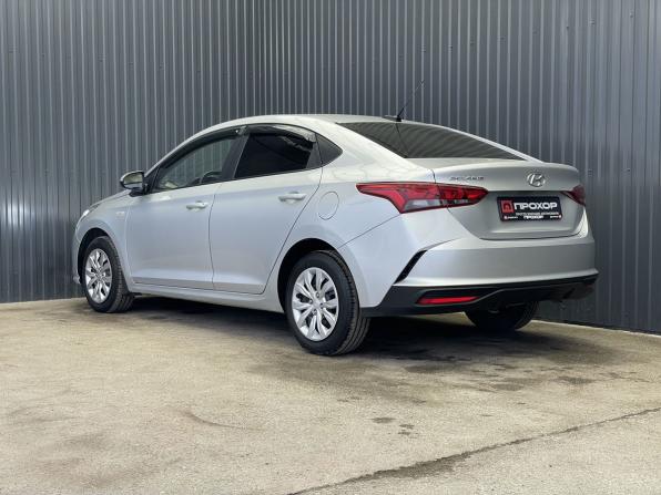 Hyundai Solaris II Рестайлинг с пробегом 2020 года, цена 1 477 000 рублей, 98290 км, седан, Автокод Объявления