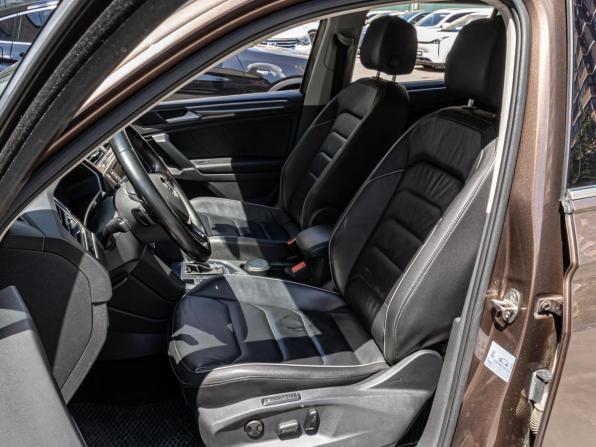Volkswagen Tiguan II с пробегом 2017 года, цена 2 399 000 рублей, 143713 км, внедорожник, Автокод Объявления