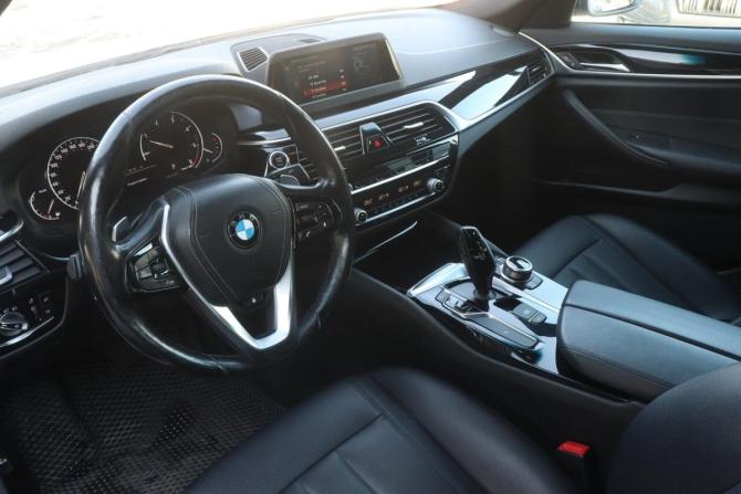 BMW 5 серии VII (G30/G31/G38) с пробегом 2017 года, цена 2 799 000 рублей, 169782 км, седан, Автокод Объявления