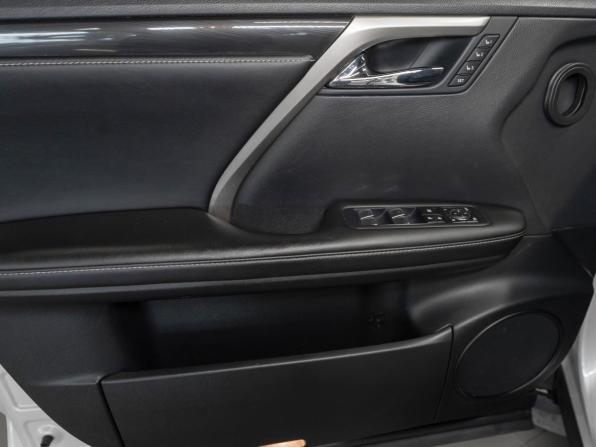 Lexus RX IV Рестайлинг с пробегом 2019 года, цена 4 100 000 рублей, 151099 км, внедорожник, Автокод Объявления