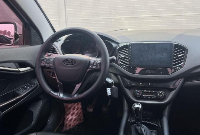 Lada (ВАЗ) Vesta I с пробегом 2017 года, цена 1 000 000 рублей, 133000 км, седан, Автокод Объявления