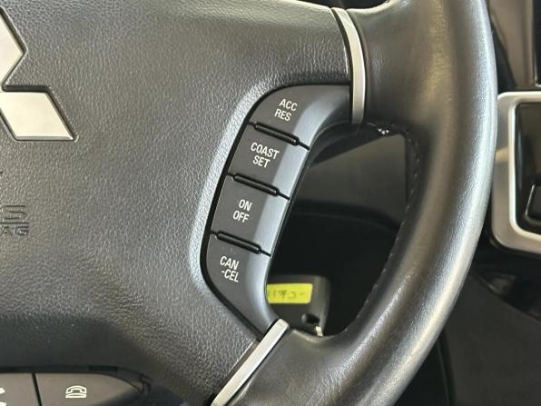 Mitsubishi Pajero IV Рестайлинг 2 с пробегом 2019 года, цена 3 785 000 рублей, 124027 км, внедорожник, Автокод Объявления
