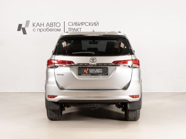 Toyota Fortuner II Рестайлинг с пробегом 2021 года, цена 4 235 000 рублей, 92641 км, внедорожник, Автокод Объявления