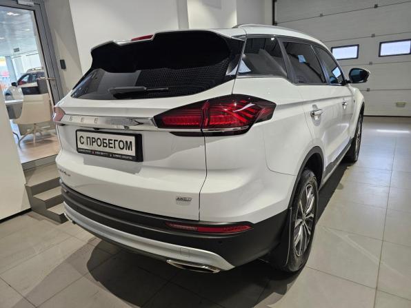 Geely Atlas Pro с пробегом 2023 года, цена 2 049 000 рублей, 57975 км, внедорожник, Автокод Объявления