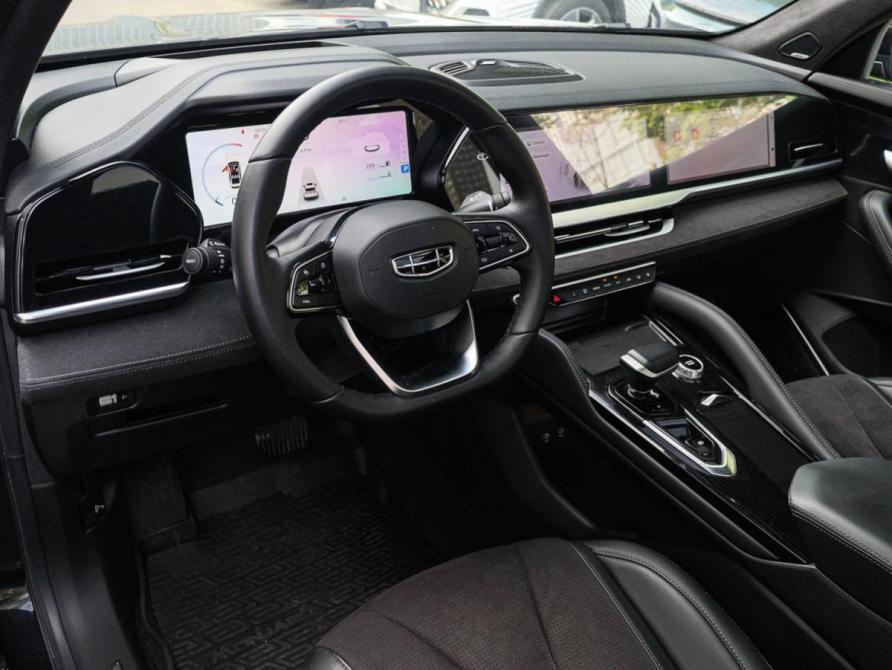 Geely Monjaro I Москва  - изображение 15