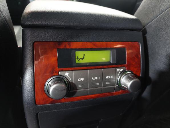 Toyota Highlander II (XU40) Рестайлинг с пробегом 2011 года, цена 1 930 000 рублей, 224670 км, внедорожник, Автокод Объявления