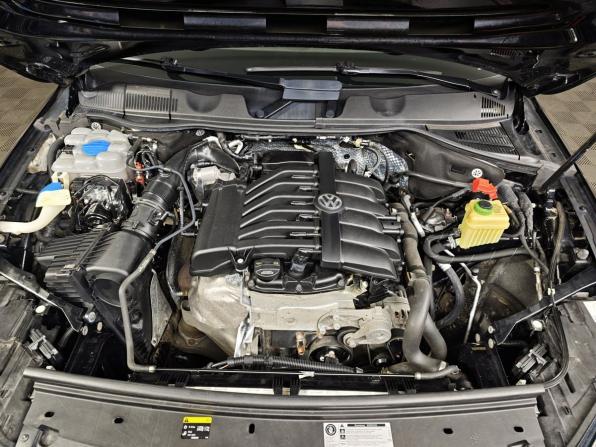 Volkswagen Touareg II Рестайлинг с пробегом 2015 года, цена 3 700 000 рублей, 61476 км, внедорожник, Автокод Объявления