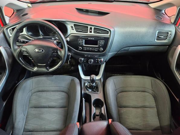 Kia Ceed II с пробегом 2014 года, цена 999 000 рублей, 167306 км, хэтчбек, Автокод Объявления