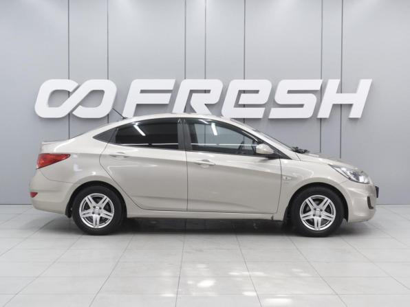 Hyundai Solaris I с пробегом 2011 года, цена 970 000 рублей, 155553 км, седан, Автокод Объявления