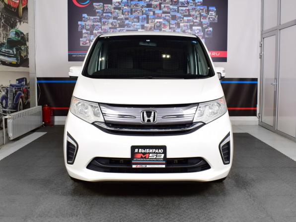 Honda Stepwgn V с пробегом 2016 года, цена 1 879 995 рублей, 58919 км, минивэн, Автокод Объявления