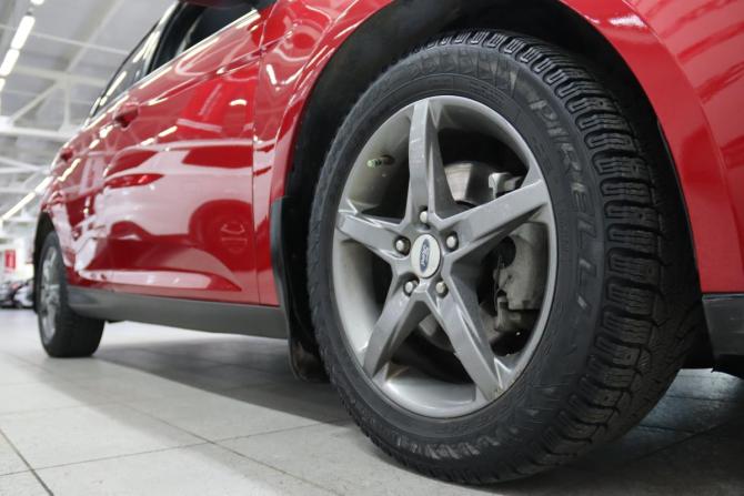 Ford Focus III с пробегом 2013 года, цена 830 350 рублей, 113127 км, хэтчбек, Автокод Объявления