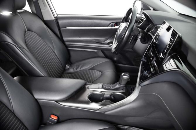 Toyota Camry VIII (XV70) Рестайлинг с пробегом 2022 года, цена 3 299 000 рублей, 70265 км, седан, Автокод Объявления