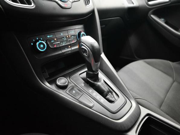 Ford Focus III Рестайлинг с пробегом 2017 года, цена 1 200 000 рублей, 72289 км, хэтчбек, Автокод Объявления