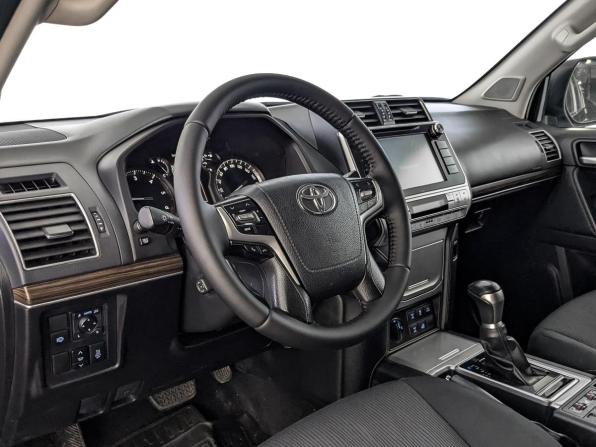 Toyota Land Cruiser Prado 150 Series Рестайлинг 2 с пробегом 2020 года, цена 4 685 000 рублей, 173638 км, внедорожник, Автокод Объявления