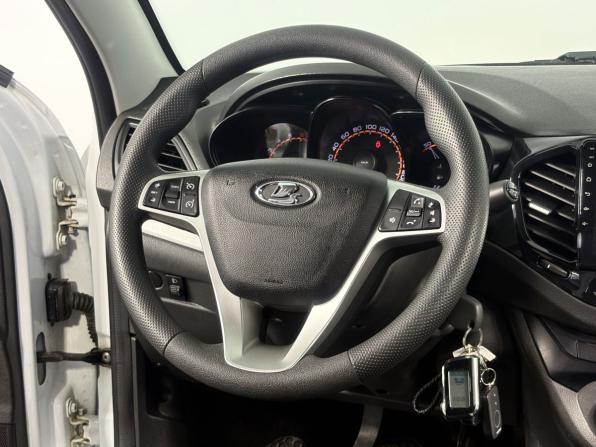 Lada (ВАЗ) Vesta I с пробегом 2021 года, цена 1 180 000 рублей, 62622 км, седан, Автокод Объявления