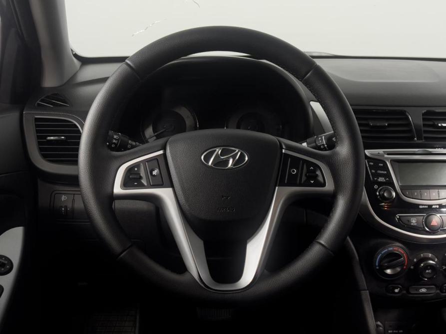 Hyundai Solaris I Казань  - изображение 11
