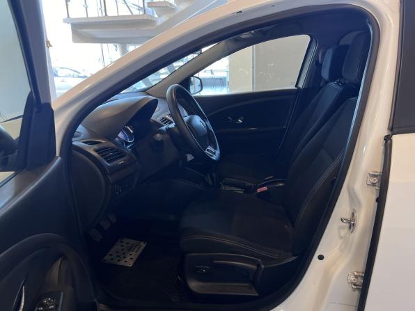 Renault Fluence I Рестайлинг с пробегом 2014 года, цена 650 000 рублей, 193241 км, седан, Автокод Объявления