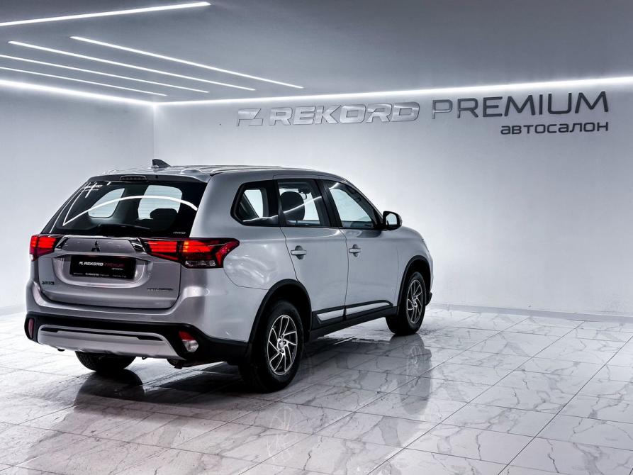 Mitsubishi Outlander III Рестайлинг 3 Уфа  - изображение 26
