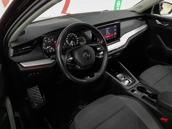 Skoda Octavia IV (A8) с пробегом 2021 года, цена 2 151 000 рублей, 83630 км, лифтбек, Автокод Объявления