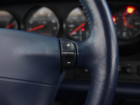 Porsche 911 IV (993) с пробегом 1995 года, цена 13 777 434 рубля, 50421 км, купе, Автокод Объявления