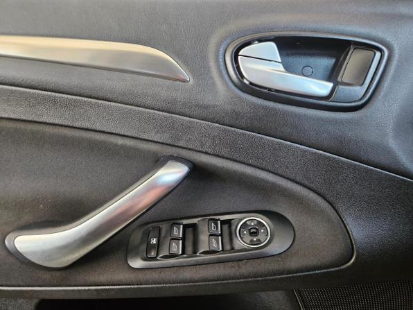 Ford Mondeo IV с пробегом 2009 года, цена 549 000 рублей, 217872 км, седан, Автокод Объявления