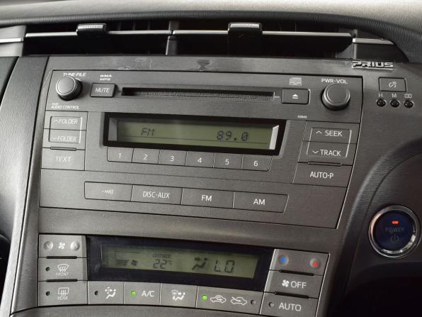 Toyota Prius III Рестайлинг (XW30) с пробегом 2012 года, цена 999 995 рублей, 188736 км, лифтбек, Автокод Объявления