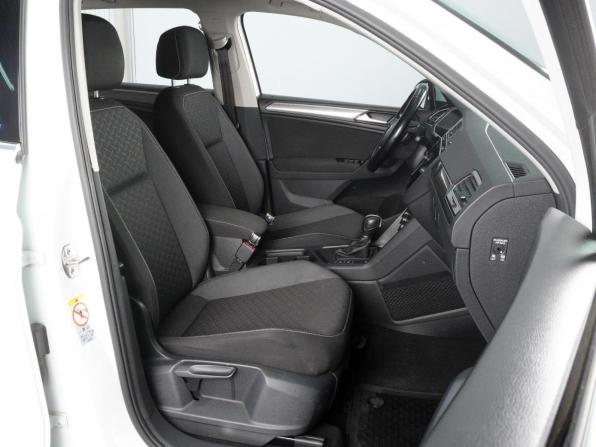 Volkswagen Tiguan II с пробегом 2018 года, цена 2 489 000 рублей, 98081 км, внедорожник, Автокод Объявления