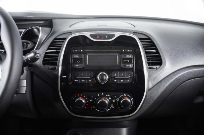 Renault Kaptur I с пробегом 2016 года, цена 1 459 000 рублей, 132235 км, внедорожник, Автокод Объявления