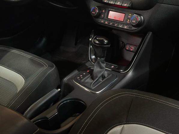Kia Ceed II Рестайлинг с пробегом 2015 года, цена 1 249 000 рублей, 193225 км, хэтчбек, Автокод Объявления