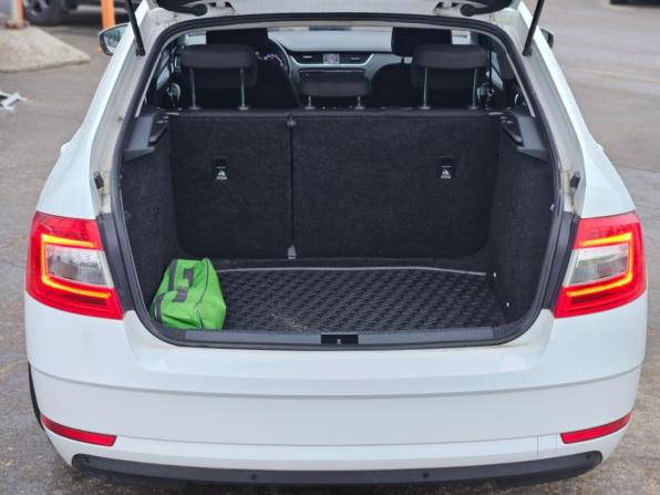 Skoda Octavia III (A7) Рестайлинг с пробегом 2020 года, цена 1 480 000 рублей, 216500 км, лифтбек, Автокод Объявления