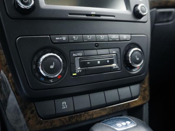 Skoda Yeti I с пробегом 2012 года, цена 850 000 рублей, 97000 км, внедорожник, Автокод Объявления