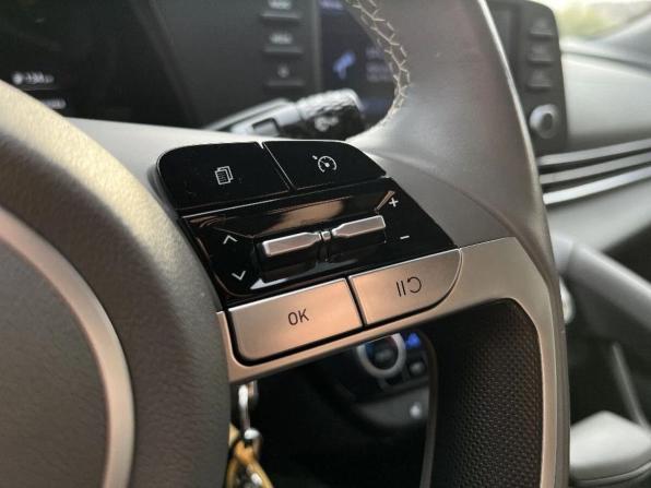 Hyundai Elantra VII (CN7) с пробегом 2021 года, цена 1 862 000 рублей, 107000 км, седан, Автокод Объявления