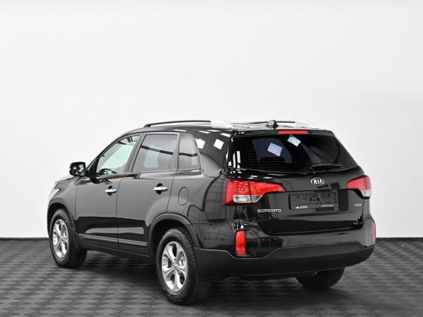 Kia Sorento II Рестайлинг с пробегом 2013 года, цена 1 399 000 рублей, 215000 км, внедорожник, Автокод Объявления