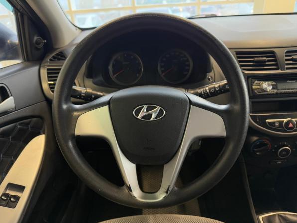 Hyundai Solaris I с пробегом 2013 года, цена 780 000 рублей, 170000 км, хэтчбек, Автокод Объявления