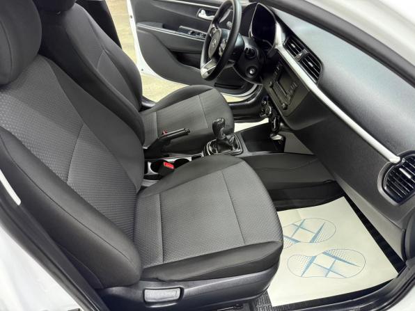 Kia Rio IV Рестайлинг с пробегом 2021 года, цена 1 460 000 рублей, 78227 км, седан, Автокод Объявления