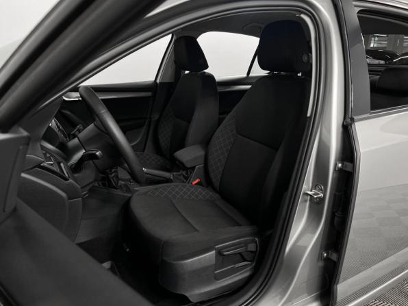 Skoda Octavia III (A7) Рестайлинг с пробегом 2019 года, цена 1 415 200 рублей, 210244 км, лифтбек, Автокод Объявления