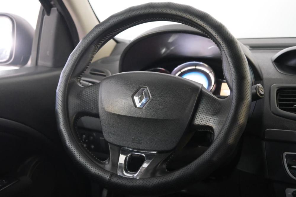 Renault Fluence I Рестайлинг Омск  - изображение 11