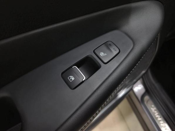 Hyundai Santa Fe IV Рестайлинг с пробегом 2023 года, цена 3 650 000 рублей, 45746 км, внедорожник, Автокод Объявления