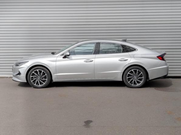 Hyundai Sonata VIII (DN8) с пробегом 2022 года, цена 2 940 000 рублей, 47846 км, седан, Автокод Объявления