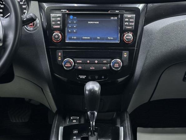Nissan Qashqai II с пробегом 2017 года, цена 1 845 000 рублей, 98250 км, внедорожник, Автокод Объявления