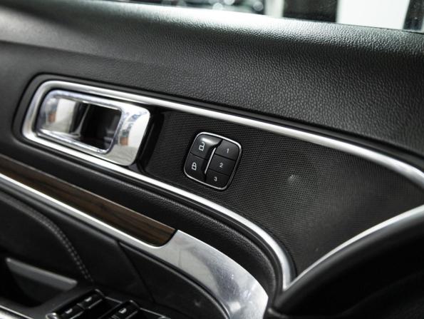 Ford Explorer V Рестайлинг 2 с пробегом 2018 года, цена 2 749 000 рублей, 150034 км, внедорожник, Автокод Объявления