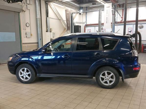 Mitsubishi Outlander II Рестайлинг с пробегом 2010 года, цена 745 000 рублей, 267627 км, внедорожник, Автокод Объявления