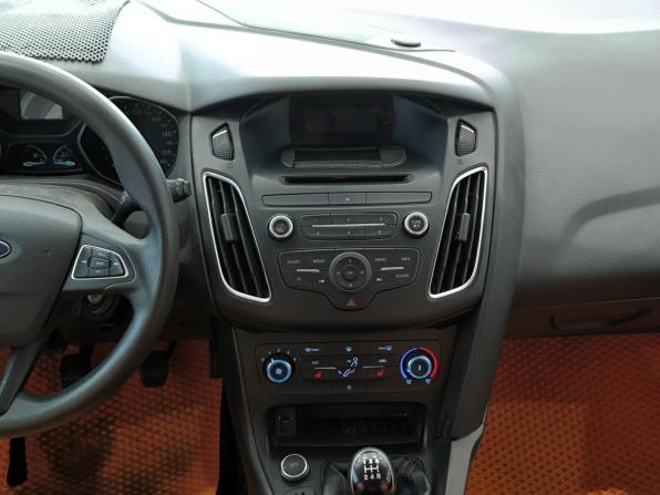 Ford Focus III Рестайлинг с пробегом 2016 года, цена 925 000 рублей, 128275 км, хэтчбек, Автокод Объявления