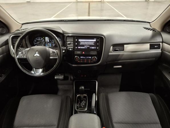 Mitsubishi Outlander III Рестайлинг 3 с пробегом 2018 года, цена 2 320 000 рублей, 86500 км, внедорожник, Автокод Объявления