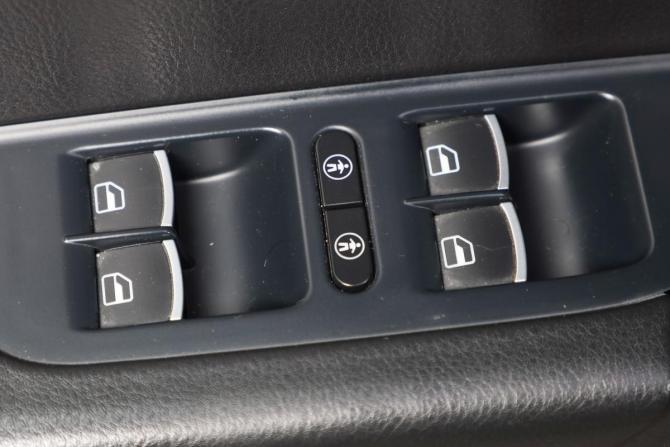Volkswagen Touareg II с пробегом 2010 года, цена 1 959 000 рублей, 290000 км, внедорожник, Автокод Объявления