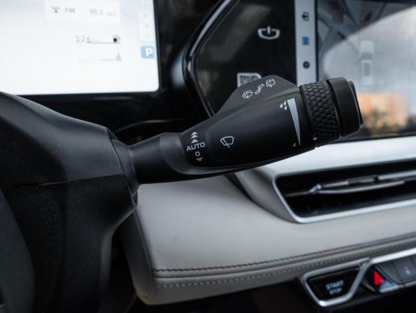 Geely Xingyue L I Рестайлинг с пробегом 2024 года, цена 3 127 000 рублей, 79425 км, внедорожник, Автокод Объявления